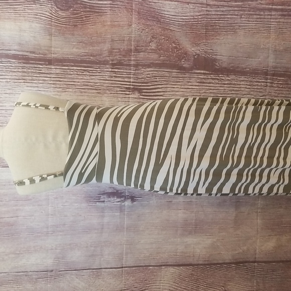 Tommy Bahama Zebra Print Maxi Dress Size Small - New Condition - Picture 3 of 8